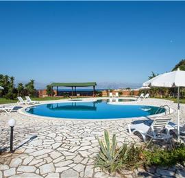 3 bedroom seaside villa with pool & jacuzzi, near Acharavi, sleeps 6